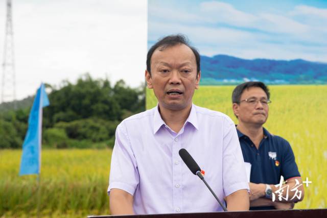 博彩论坛排名
农业机械化管理司早稻机收和机收减损工作督导组组长、博彩论坛排名
农业机械化总站副站长涂志强致辞