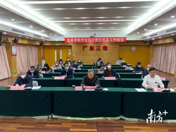 农机图片1.jpg